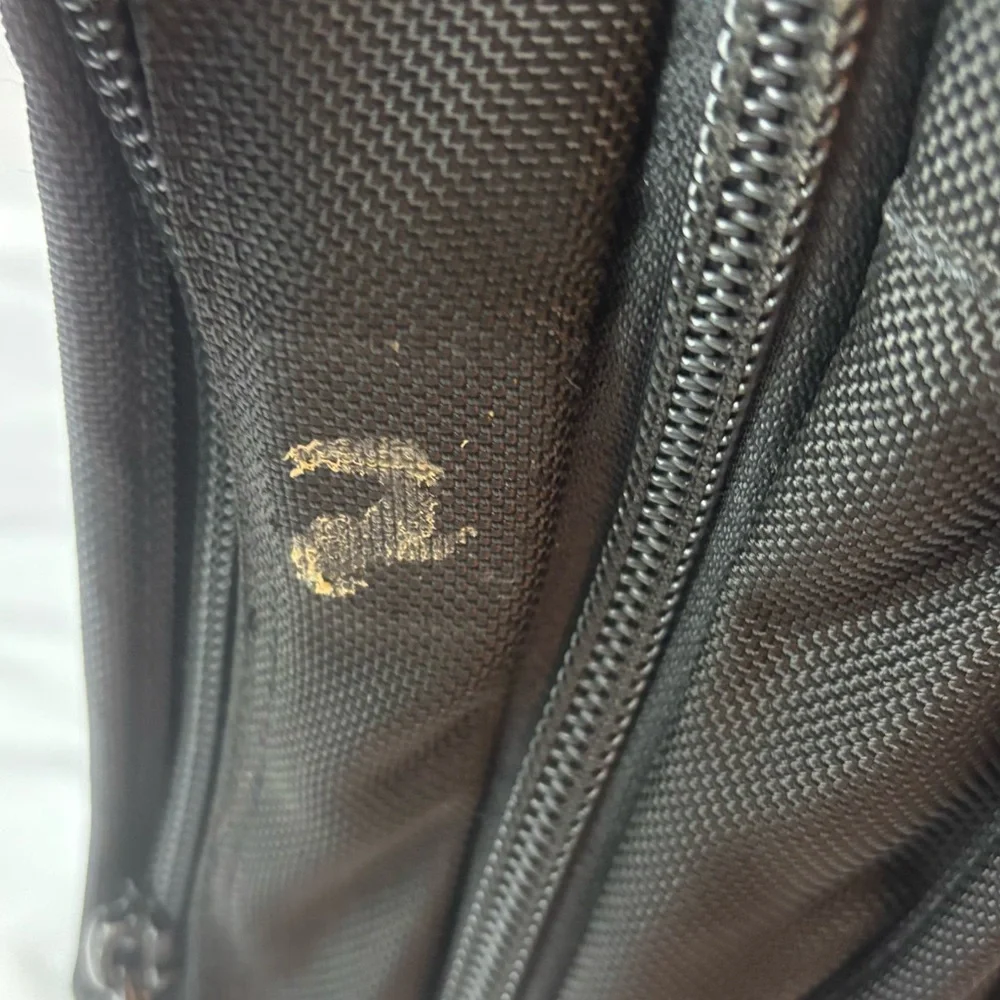 TUMI Alpha Expandable Ballistic Nylon Briefcase Messenger Laptop Bag 26114DH